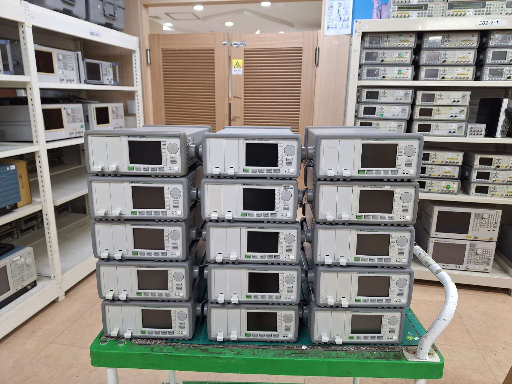 Últimos blogs da empresa sobre 16x Keysight 8163B Mulímetros de ondas de luz