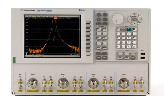 comprar Agilent Keysight usado N5230C PNA-L Analisador de rede de microondas com freqüência de 6 GHz-50 GHz e 2 ou 4 portas integradas em estado pré-propriedade Fabricação em linha