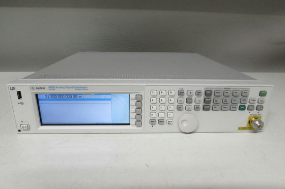 comprar Keysight N5183A MXG Gerador de sinal analógico de microondas de 100 kHz a 40 GHz com conjuntos substituíveis de campo e modulação de pulso de fase AM FM Fabricação em linha
