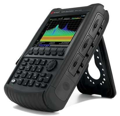 comprar Analisador de Sinal Portátil Keysight FieldFox com Frequência de 26,5 GHz, Largura de Banda em Tempo Real de 120 MHz e Geolocalização GPS/GNSS Fabricação em linha