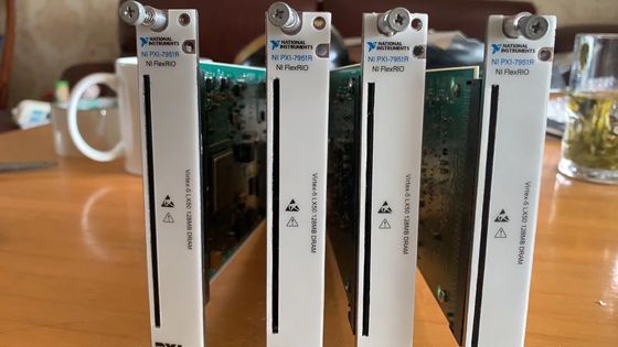 comprar Aquisição de dados DAQ Multifunção National Instruments NI PXI-7951R Virtex-5 LX30 FPGA PXI FPGA Modulo para FlexRIO Fabricação em linha
