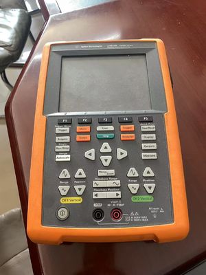 comprar Osciloscópio Digital Portátil Keysight U1620A com Largura de Banda de 200 MHz, 2 Entradas Flutuantes e Profundidade de Memória de 2 MegaPontos Fabricação em linha