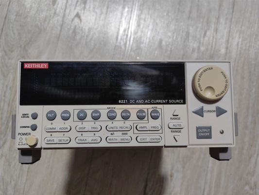 comprar Keithley 6221 Fonte de corrente ultra-sensível e fonte de alimentação em corrente contínua com faixa de 100fA a 100mA e taxa de atualização de saída de 10 MHz Fabricação em linha