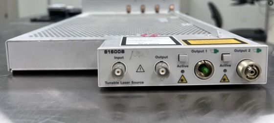 comprar Módulo de Fonte de Laser Sintonizável Keysight 81600B com Faixa de 1260nm-1640nm, Alta Potência de Saída Óptica e Baixa Emissão Espontânea Fabricação em linha