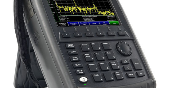 Analisador portátil Keysight FieldFox Analisador de rede de microondas de 18 GHz com 2 portas e 91 dB de alcance dinâmico