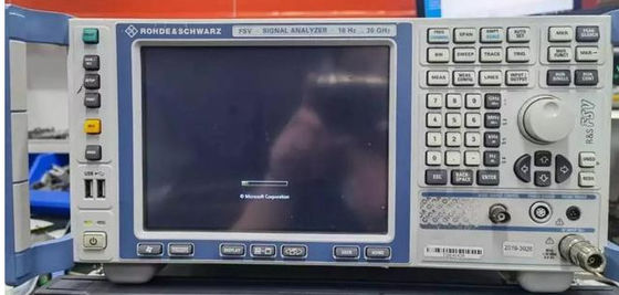 Analisador de Espectro de Sinais Rohde & Schwarz FSV30 usado com Frequência de 30 GHz e Largura de Banda de Análise de 160 MHz