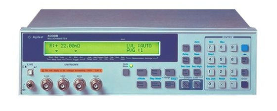 Medida 34MS da C.A. do medidor 1KHz do Milliohm de Keysight 4338B Agilent
