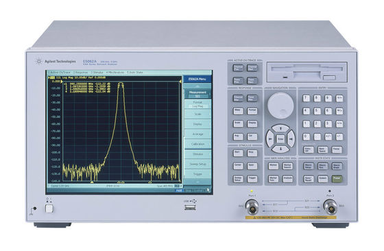 Frequência 300kHz-3GHz do analisador de rede de E5062A ENA-L RF com impedância do porto do teste de 50 ou 75 ohms