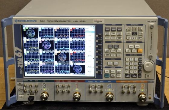 Rohde e os portos do analisador de rede 2 do vetor de Schwarz ZVA67 usaram instrumentos