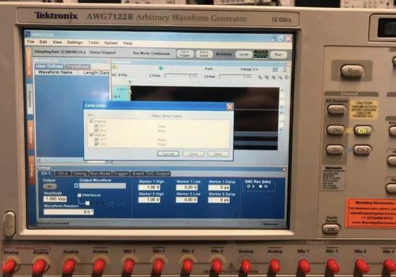 AWG7122B 12 GS/s Gerador de forma arbitrária de onda Tektronix 2 Ch