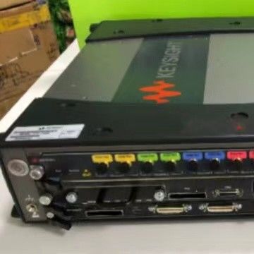 Keysight M8195A 65 GSa/S Gerador de forma arbitrária de onda 25 GHz 4 Ch LAN USB Connect