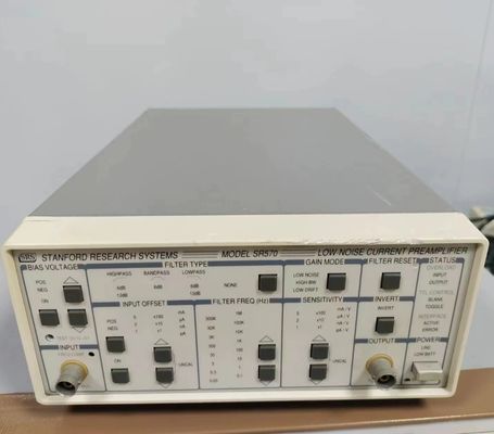 Testado em condições de trabalho completas Stanford Research Systems SR570 Amplificadores Corrente de baixo ruído
