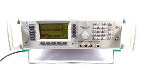 Anritsu 68369B Gerador de sinal de 10 MHz a 40 GHz Equipamento de ensaio multiuso