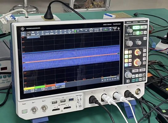 Rohde e Schwarz MXO44 Osciloscópio Digital 4 Canal 200 MHz em condições de funcionamento completas
