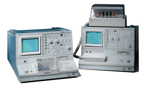 Traçadores de curvas Tektronix 370B e 371B