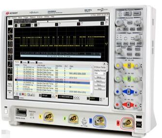 Keysight DSO9064A Osciloscópio com largura de banda de 600 MHz, 4 canais analógicos e taxa de amostragem de 10 GSa/s